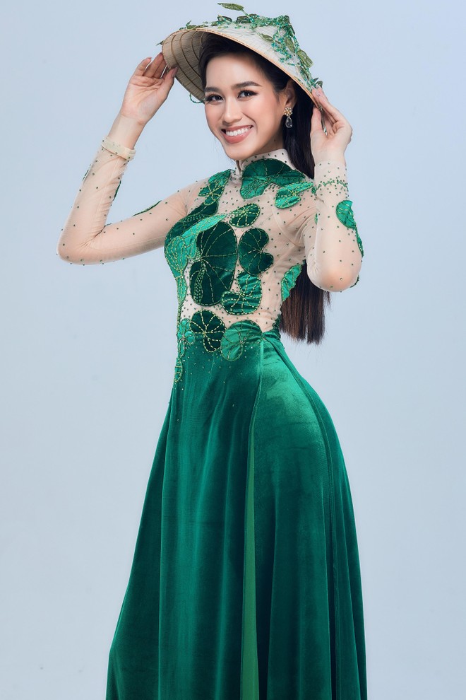 Tiết lộ thêm về bộ trang phục "rau má" được Đỗ Thị Hà mang đến "Miss World 2021" ảnh 2