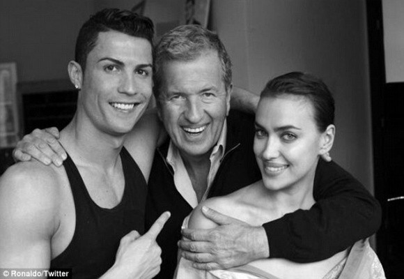 Ronaldo cùng bồ siêu mẫu đầu quân cho Vogue ảnh 1