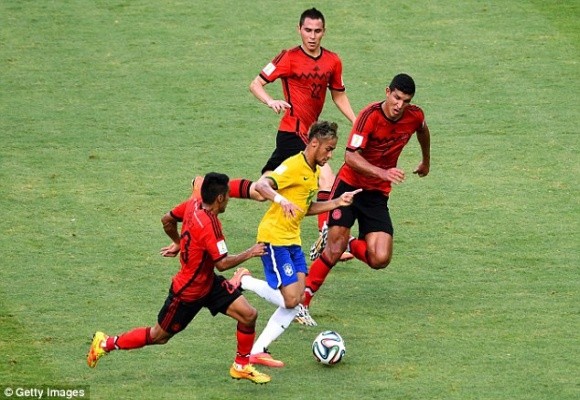 Brazil vs Mexico – Đôi công và chia điểm ảnh 3