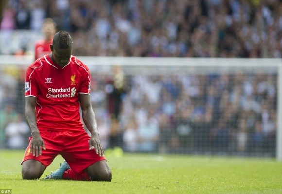 Bỏ lỡ nhiều cơ hội ngon ăn, Balotelli vẫn ra mắt hoàn hảo trong màu áo Liverpool ảnh 3