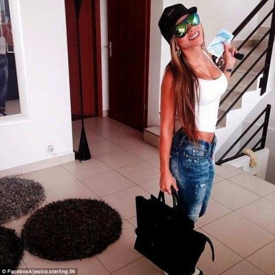 Đội hình mỹ nhân nóng bỏng mới gia nhập làng WAGs ở Premier League ảnh 11