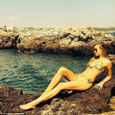 Đội hình mỹ nhân nóng bỏng mới gia nhập làng WAGs ở Premier League ảnh 8
