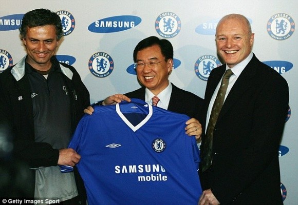 Sau Barca và M.U, Turkish Airlines nhăm nhe “thôn tính” áo đấu Chelsea ảnh 1