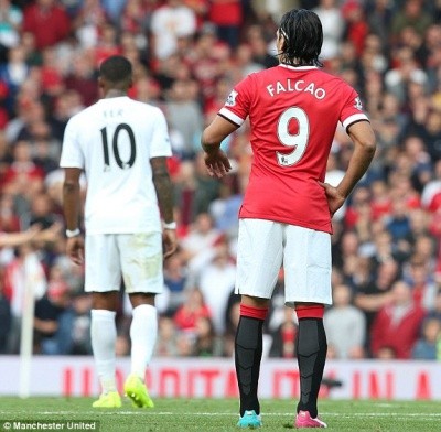 Di Maria toả sáng, M.U 4-4-2 giành thắng lợi đầu tiên ảnh 6