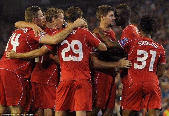 Balotelli ăn mừng như đứa trẻ sau pha lập công đầu tiên cho Liverpool ảnh 2
