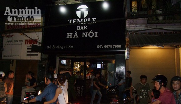 Kinh ngạc cảnh nhảy nhót ở quán bar “chui” ảnh 2