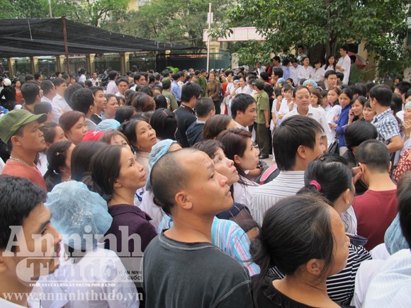 Bé 2 ngày tuổi bị bắt cóc ở bệnh viện đã an toàn trong vòng tay mẹ ảnh 3