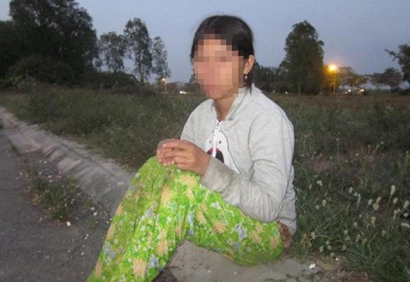 Tủi nhục thiếu nữ có thai vì bị cha dượng ép làm “nô lệ tình dục” ảnh 1