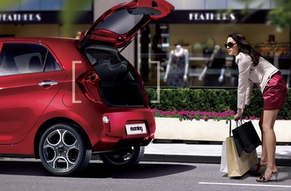 Những mẫu ôtô được yêu thích nhất tại Việt Nam ảnh 1