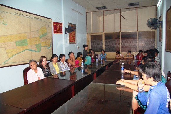 Triệt phá sòng tài xỉu núp bóng quán cơm ảnh 1