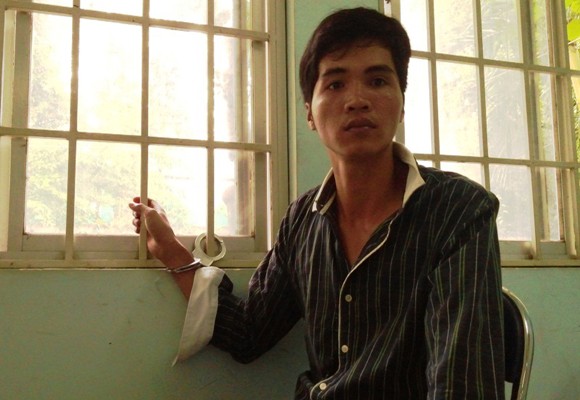Bắt kẻ dùng “bom” hẹn giờ tống tiền gia đình bạn gái cũ ảnh 1