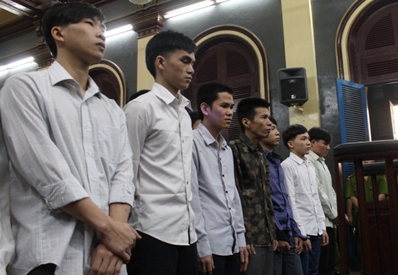 Cận mặt băng nhóm chặt tay, cướp xe SH gây chấn động dư luận ảnh 1