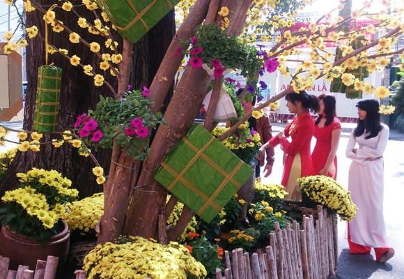 Xuân về, ông đồ xuống phố ảnh 2