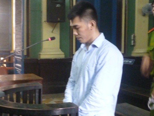 Tá hỏa khi gói hàng gần 2,5 tỷ đồng bị tráo đổi bằng viên gạch nung ảnh 1