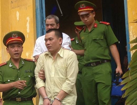 Nguyên giám đốc Sở Văn hóa Vĩnh Long lĩnh án ảnh 2