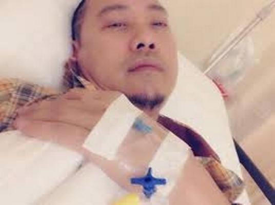 Cùng một chỗ, nhà thiết kế Võ Việt Chung bị cướp 2 lần ảnh 1