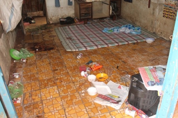 Bị vợ “hờ” đâm thấu ngực vì cãi nhau trong lúc nhậu ảnh 1