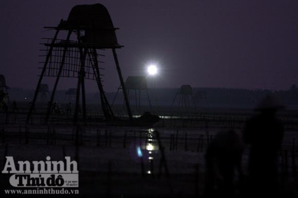 Dựng làng trên biển ảnh 10