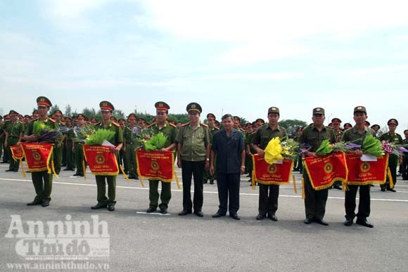 Nâng cao trách nhiệm, kỷ cương, kỷ luật trong công an nhân dân ảnh 14