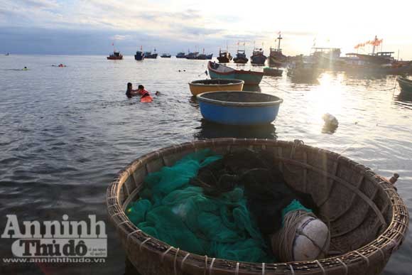 Búng Bà Rí - nơi luyện “kình ngư” trai tráng bảo vệ Hoàng Sa ảnh 11
