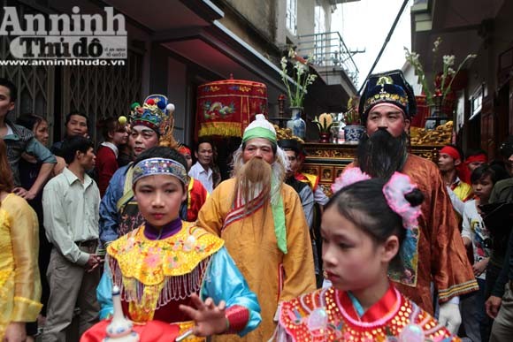 Gánh tuồng làng hóa thân cực kỳ chuyên nghiệp ảnh 3