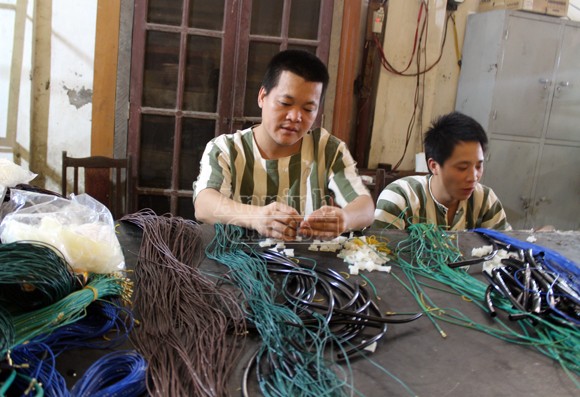 Gột rửa lỗi lầm trong quãng thời gian ở sau song sắt ảnh 14