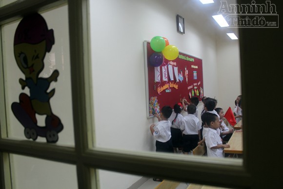 Trẻ ngộ nghĩnh trong ngày khai trường ảnh 13