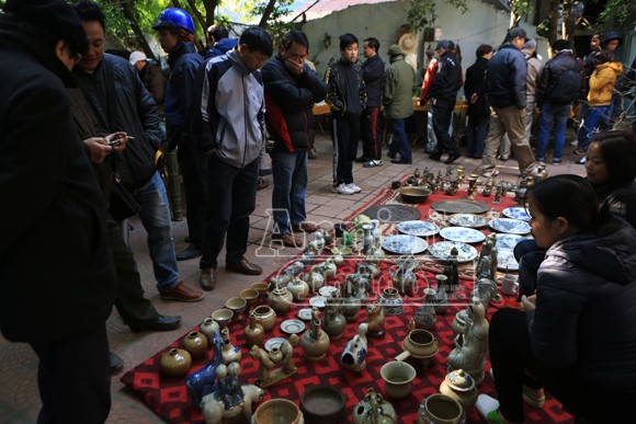Chuyển kể từ đồ xưa ảnh 6