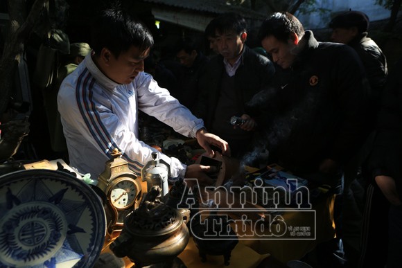 Chuyển kể từ đồ xưa ảnh 8