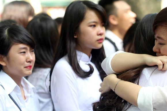 Những cung bậc cảm xúc “mùa” chia tay mái trường ảnh 13
