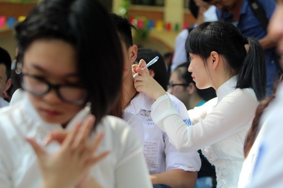 Những cung bậc cảm xúc “mùa” chia tay mái trường ảnh 3