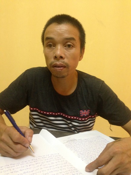 2 “cáo già” chuyên “ăn” đồ của phụ nữ ảnh 2