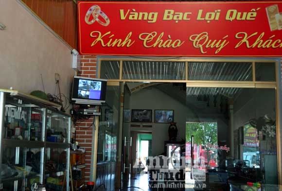 Doanh nghiệp không hề có kinh nghiệm chống cướp tiệm vàng ảnh 2