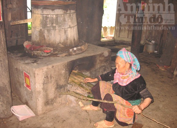 Cay nồng rượu ngô Bản Phố ảnh 6