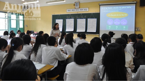 Hứng khởi với nhiều hoạt động cho ngày kỷ niệm trường ảnh 1