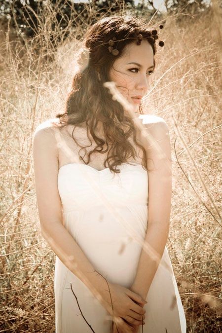 Phương Linh "lạc bước" trên đồng cỏ hoang ảnh 3