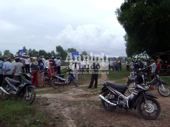 Băng qua đường sắt, ông lão bị tàu tông chết ảnh 2