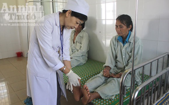 Phát hiện nhiều trường hợp nghi mắc “bệnh lạ” ảnh 1