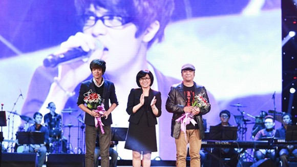 Bùi Anh Tuấn sẽ hát "Phố không mùa" trong liveshow 4? ảnh 1