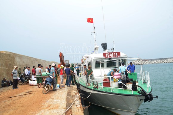 Đảo Cồn Cỏ tan hoang sau bão, cần hỗ trợ khẩn cấp ảnh 9