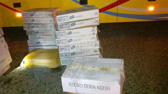 Phát hiện lượng lớn thịt gà ngoại không hóa đơn chứng từ ảnh 1