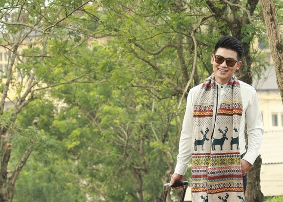 Chàng ca sĩ điển trai Việt Tú tung single "hot" đón Giáng sinh ảnh 3
