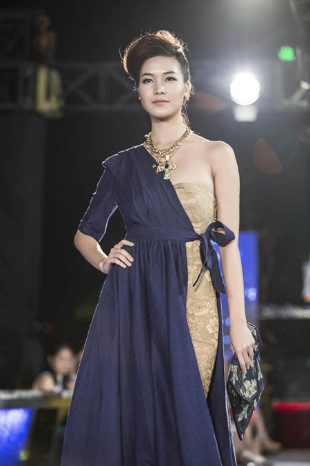 Hoa hậu Thùy Dung trở lại sàn catwalk sau thời gian dài vắng bóng ảnh 6