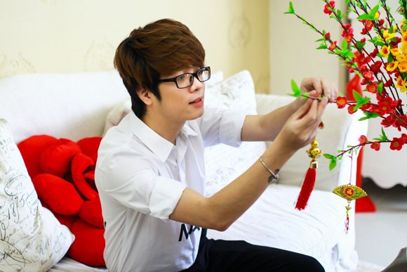 Bùi Anh Tuấn tái ngộ cùng Hương Tràm trong MV mới ảnh 10
