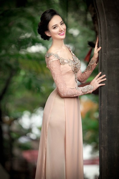 Ngắm vẻ đẹp ngọt ngào của Hoa hậu Ngọc Diễm ảnh 5