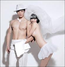 Những cô dâu muốn... là cái rốn của vũ trụ ảnh 10