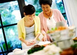 Những mẫu nàng dâu luôn thích... "chiến" mẹ chồng ảnh 1