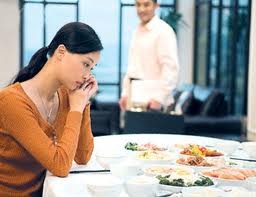 Mù quáng chạy theo thứ tình yêu đã chết ảnh 2