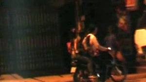 Cuộc đời của những gã trai ăn tiền “sướng” của gái làng chơi ảnh 2