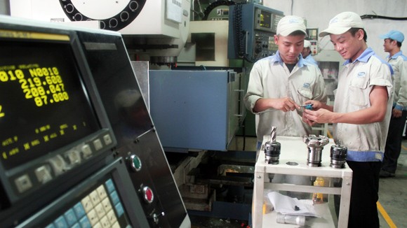 Thủ tướng Nguyễn Tấn Dũng: Chính phủ sẽ làm hết sức, tạo thuận lợi tối đa cho DN ảnh 1